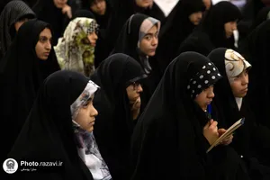 اعتکاف دختران نوجوان در حرم مطهر رضوی