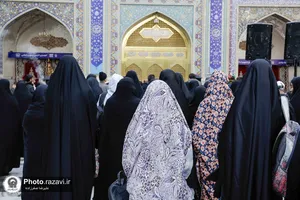 تشرف دانشجویان جدیدالورود پزشکی و پیراپزشکی به حرم مطهر رضوی