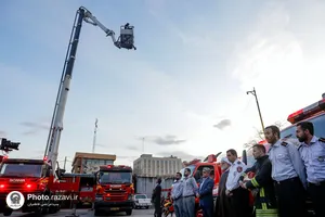بازدید تولیت آستان قدس رضوی از  پایگاه آتش&zwnj;نشانی شماره ٢ مشهد