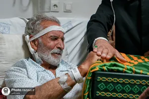 حضور خدام حرم مطهر رضوی در بیمارستان امام رضا علیه&zwnj;السلام 