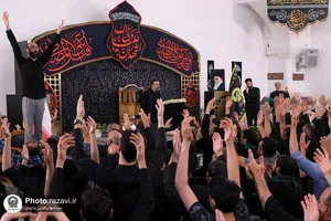 مراسم شب قدر ویژه ناشنوایان در حرم مطهر رضوی
