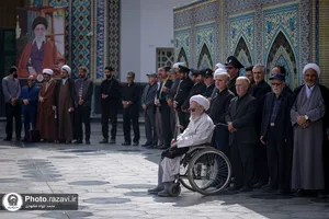 تشییع پیکر حجت&zwnj;الاسلام والمسلمین حسین صادقی در حرم مطهر رضوی