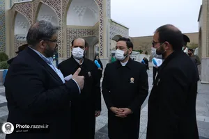 تصاویری از شهید مالک رحمتی در حرم مطهر رضوی