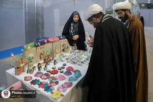 بازدید مدیرکل تبلیغات استان از نمایشگاه زنان کارآفرین