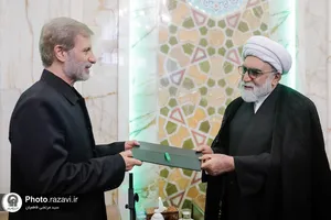 دیدار فرمانده کل ارتش جمهوری اسلامی ایران با تولیت آستان قدس رضوی