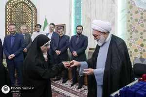 دیدار دانش&zwnj;آموزان افتخارآفرین تیم ملی المپیاد هوش مصنوعی با تولیت آستان قدس رضوی