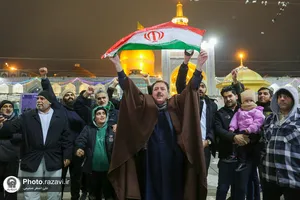 بانگ الله اکبر در حرم مطهر رضوی