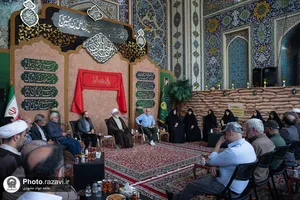 دیدار نویسندگان و ناشران دفاع مقدس و محور مقاومت با تولیت آستان قدس رضوی