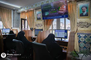 پاسخگویی تلفنی مدیر ارتباطات حوزه و روحانیت دفتر تولیت آستان قدس رضوی به مخاطبان سامانه ۱۳۸