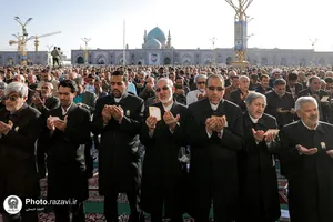 اقامه نماز عید سعید فطر در حرم مطهر رضوی - 1