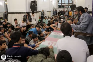 مراسم وداع با شهید گمنام دفاع مقدس در اعتکاف نوجوانان