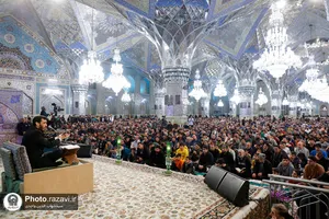 مناجات خوانی دهه آخر ماه مبارک رمضان در حرم مطهر رضوی