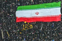 Razavi pilgrims, people of Mashhad mark Islamic Revolution anniv.