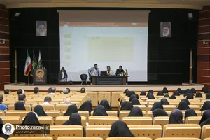 نشست فصلی خادمیاران سامانه ملی پاسخگویی ۱۳۸