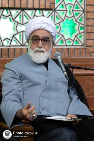 دیدار جمعی از دربانان حرم امام رضا علیه&zwnj;السلام با تولیت آستان قدس رضوی