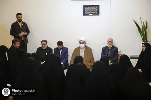دیدار تولیت آستان قدس رضوی با دختران مرکز شکوه مهر