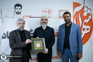 حضور مدیر عالی حرم مطهر امام رضا علیه&zwnj;السلام در دفتر رسانه&zwnj;های استان خراسان رضوی