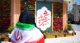 روایت ایران در چهل روز؛ گام‌های زمان روی سایه‌روشنِ جهان