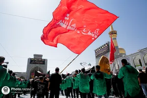 حرم مطهر رضوی در روز شهادت امام رضا علیهم&zwnj;السلام