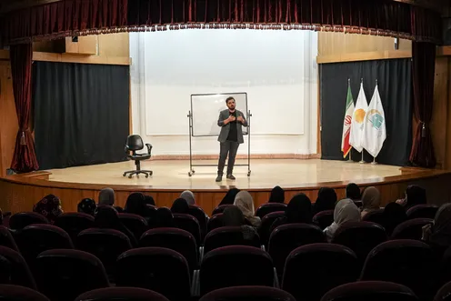 از خلاقیت تا درآمد؛ برگزاری کارگاه «هنر، مهارت، درآمد»