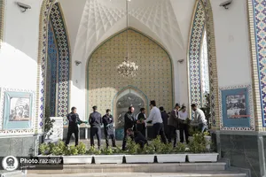 اهدا 2 هزار شاخه گل به حرم مطهر رضوی