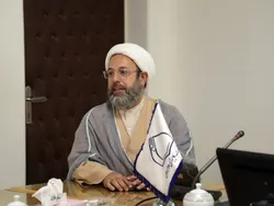 سفیر کوچک در امتداد حماسه