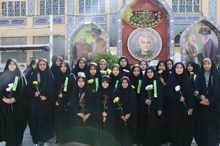 تجدید میثاق دختران رضوی با سردار دل‌ها در کرمان