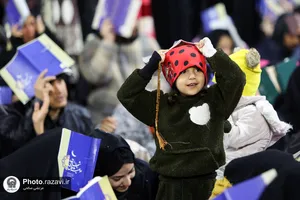 حضور نوجوانان دهه هشتادی در مراسم احیا ماه مبارک رمضان