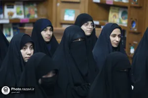 خوانش مجموعه كتاب&zwnj;های &laquo;سرگذشت استعمار&raquo;