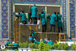 تنظیف پنجره فولاد صحن انقلاب حرم مطهر رضوی