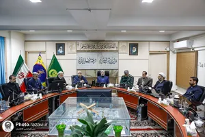 دیدار مدیر عالی حرم مطهر رضوی با فرمانده و نیروهای یگان حفاظت حرم مطهر رضوی در هفته بسیج