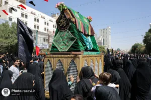 پیاده&zwnj;روی جاماندگان اربعین حسینی در مشهد