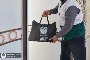 اهدای بسته&zwnj;های معیشتی به خانواده&zwnj;های احسان پذیر شهرستان خلیل آباد
