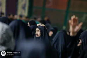 مراسم عزاداری دهه اول محرم زائران غیر ایرانی در حرم مطهر رضوی