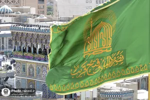 آیین تعویض پوش ضریح و پرچم گنبد منور رضوی در روز میلاد امام مهربانی&zwnj;ها