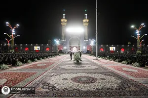 آیین خطبه&zwnj;خوانی شب شهادت امام رضا (ع) در حرم مطهر رضوی