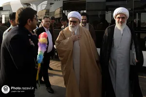 بازدید تولیت آستان قدس رضوی از دستاوردهای ارتش جمهوری اسلامی ایران در دریای بوشهر
