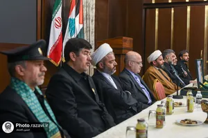 دیدار خدام حرم مطهر رضوی با سفیر ایران در لبنان