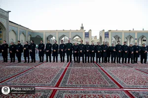 آیین تعویض پرچم حرم امام رضا علیه&zwnj;السلام در آستانه ماه ربیع الاول