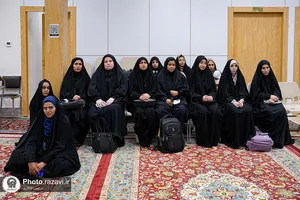 بازدید جمعی از دانشجویان دانشگاه پیام نور نیشابور از بخش&zwnj;های مختلف حرم امام رضا علیه&zwnj;السلام
