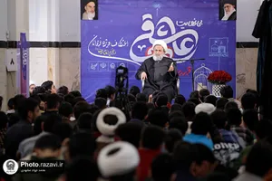 حضور حجت&zwnj;الاسلام پناهیان در جمع معتکفین نوجوان