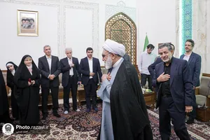 دیدار دانش&zwnj;آموزان افتخارآفرین تیم ملی المپیاد هوش مصنوعی با تولیت آستان قدس رضوی