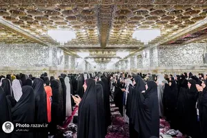اقامه نماز عید سعید قربان در حرم مطهر رضوی-١