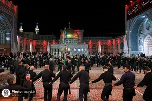 عزاداری سنتی شب ششم محرم در &laquo;حسینیه حرم&raquo;
