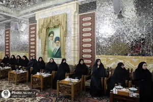 دیدار فعالین چهارشنبه&zwnj;های امام رضایی(ع) در مدارس مشهد با تولیت آستان قدس رضوی