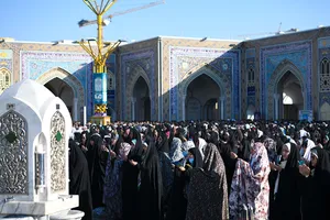 اقامه نماز عید فطر در حرم مطهر رضوی-3
