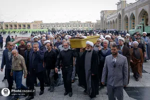 تشییع پیکر حجت&zwnj;الاسلام والمسلمین حسین صادقی در حرم مطهر رضوی