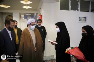 دیدار تولیت آستان قدس رضوی با دختران مرکز شکوه مهر