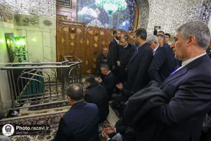تشرف شرکت کنندگان بیست و هشتمین اجلاسیه سازمان اکو به حرم مطهر رضوی