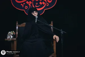 بزرگداشت رهبر شهید انقلاب در رواق نجمه&zwnj;خاتون حرم مطهر رضوی